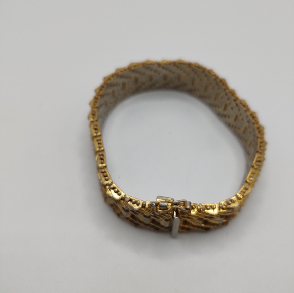 Vintage Gold Tone Mesh Bracelet - Branded Italy - Picture 4 of 6